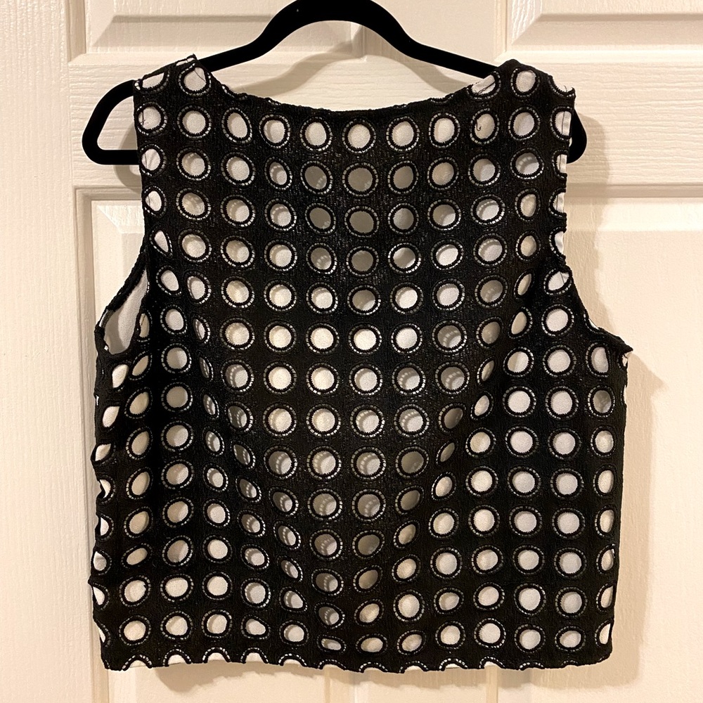 ✨Host Pick✨ Splash Lace Whole Panel Two In One Crop Top- Black & White - Picture 2 of 5